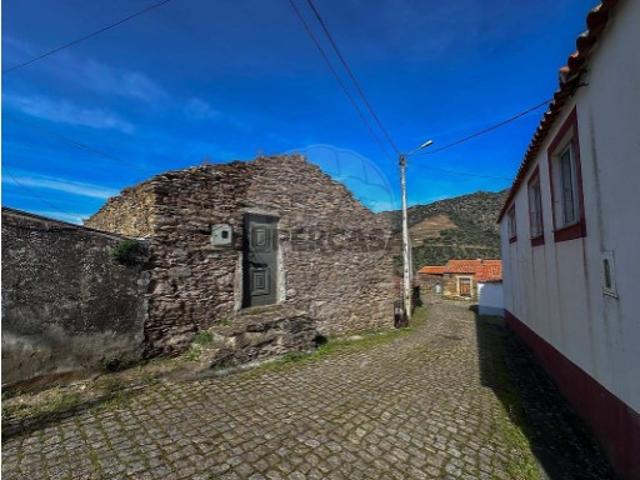 Casa venda em Nagoselo Do Douro, Viseu