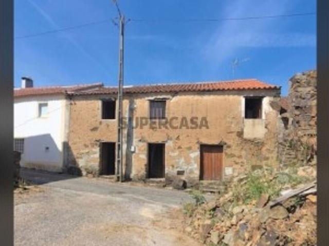 Casa venda em Vila de Rei