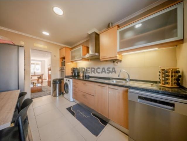 Casa venda em Romeira, Almada