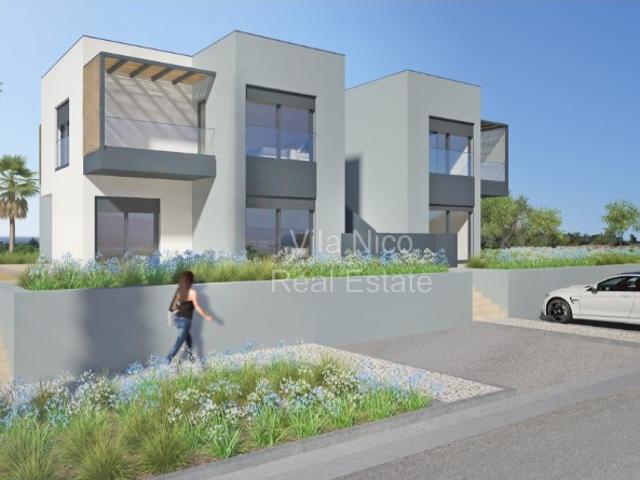 Apartamento venda em Estômbar, Faro