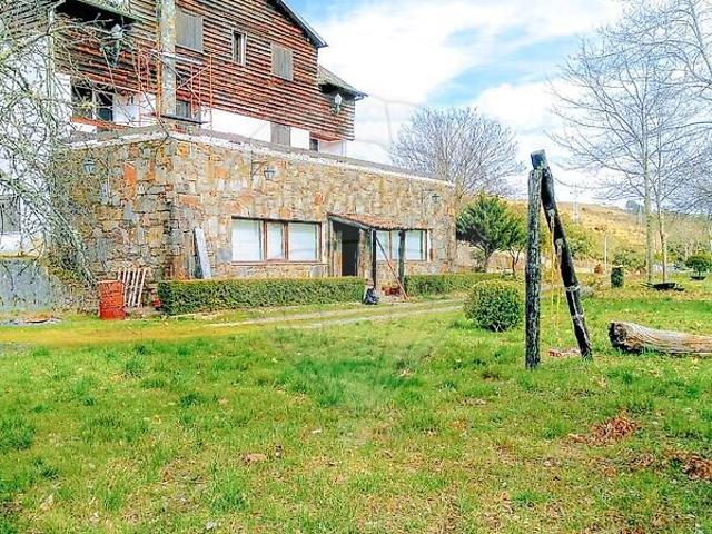 Casa venda em Espinhosela, Bragança