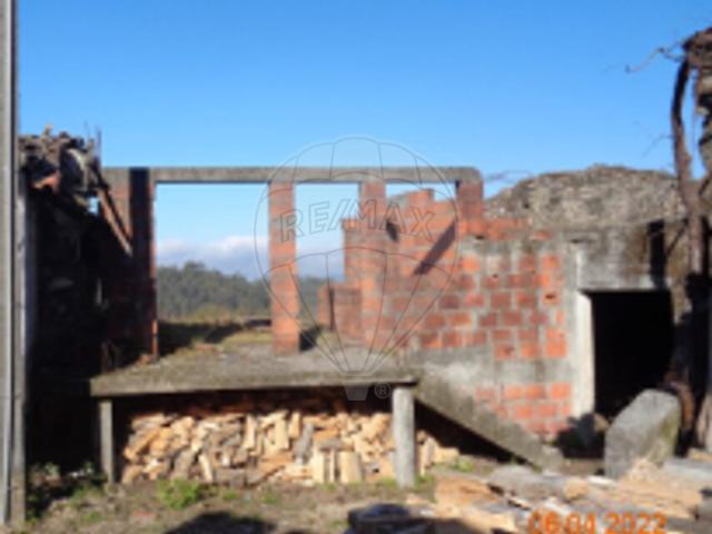 Casa venda em Anjos e Vilar do Chão, Vieira do Minho