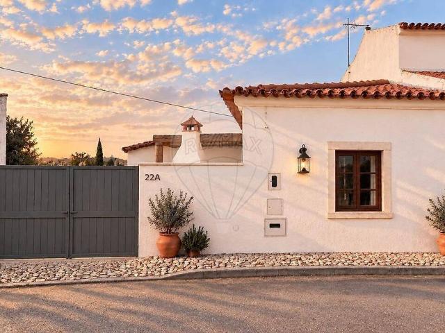 Casa venda em Montoito, Redondo