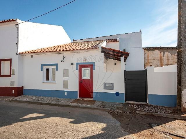 Casa venda em Montoito, Redondo