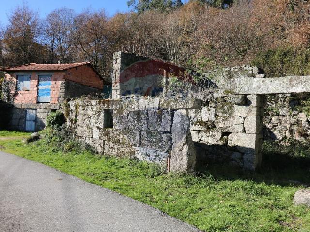 Casa venda em Parada Do Bouro, Braga