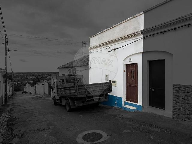 Casa venda em Vila Nova da Baronia, Alvito
