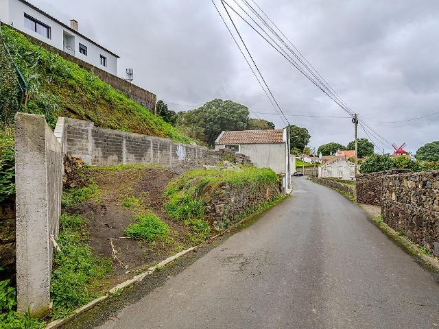Casa venda em Açores, Ajuda Da Bretanha