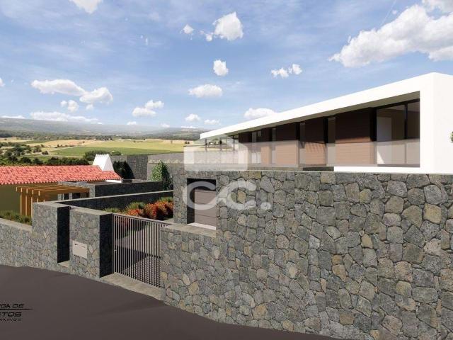 Casa venda em Açores, Altares