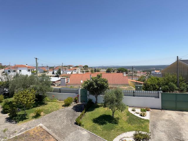 Casa venda em Rio Maior, Santarém