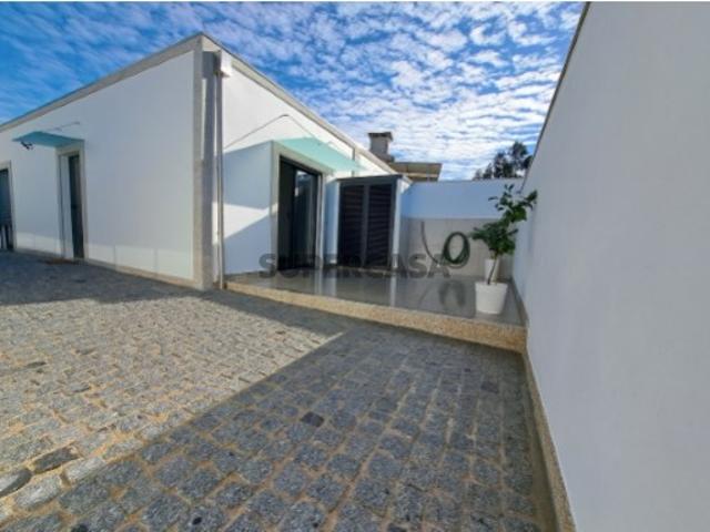 Casa venda em Vilar d'Este, Vila Nova de Famalicão