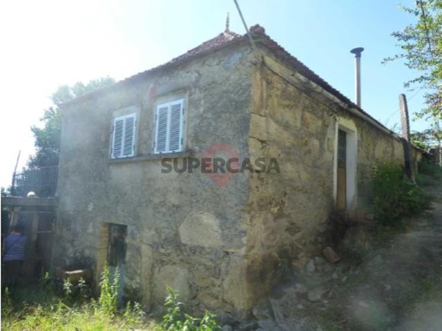 Casa venda em Galvão, Melgaço