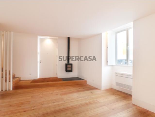 Casa venda em São Francisco Xavier, Lisboa