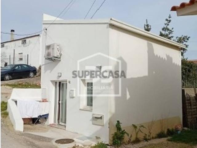Casa venda em Marinheiros, Leiria