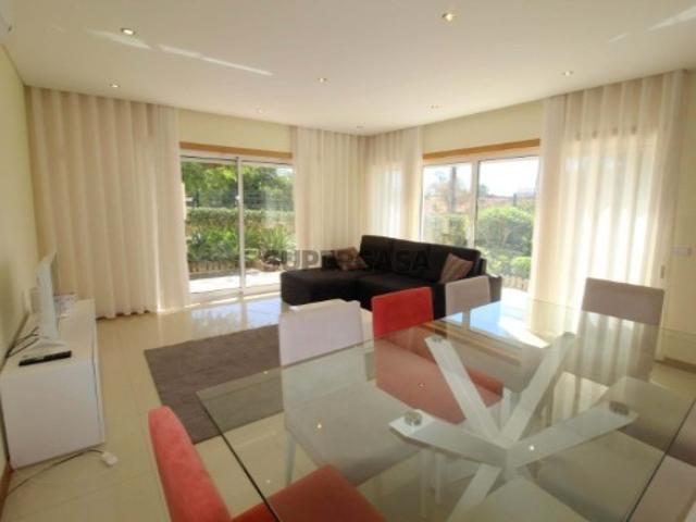 Casa venda em Albufeira e Olhos de Água, Albufeira