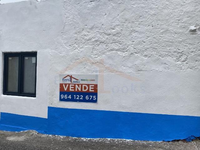 Vivenda venda em Olho Marinho, Óbidos