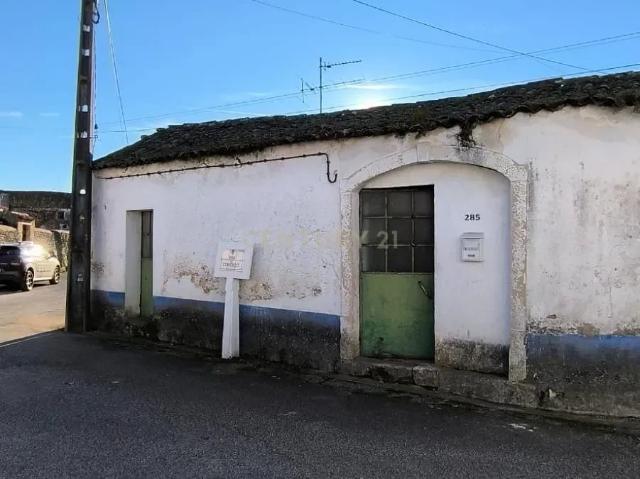 Armazém venda em Parceiros de São João, Torres Novas