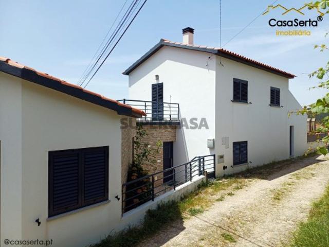 Casa venda em Castelo Branco, Oleiros