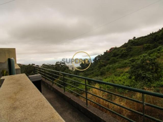 Casa venda em Estreito de Câmara de Lobos, Câmara De Lobos