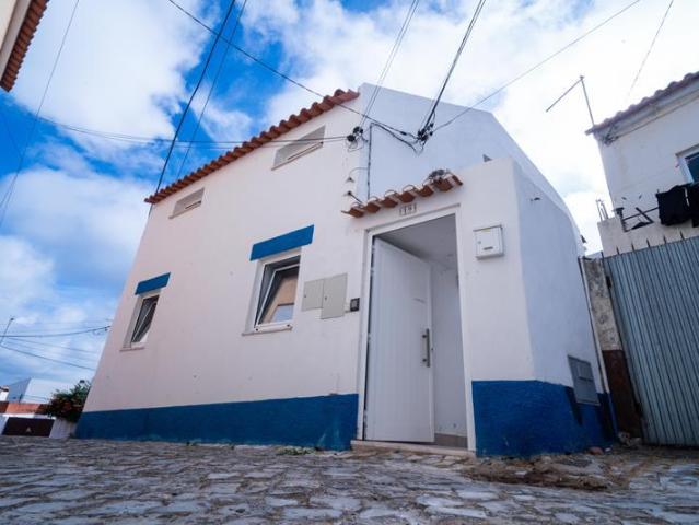 Vivenda venda em Pederneira, Leiria