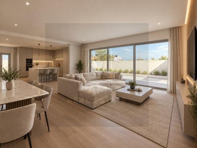 Casa venda em Fernão Ferro, Seixal