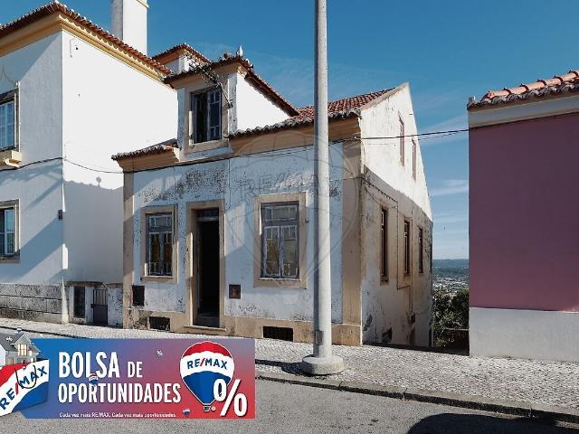 Casa venda em Abrantes (São Vicente e São João) e Alferrarede, Abrantes