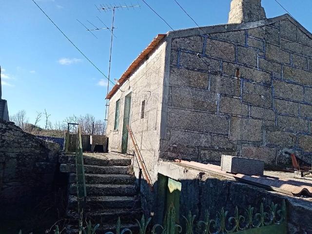 Casa venda em Espinhal, Águas Belas