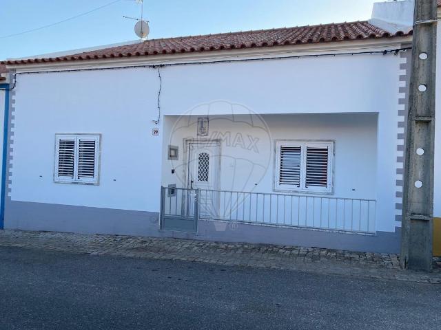 Casa venda em Viana Do Alentejo, Évora