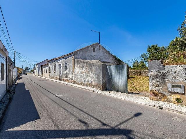Casa venda em Alcobaça e Vestiaria, Alcobaça