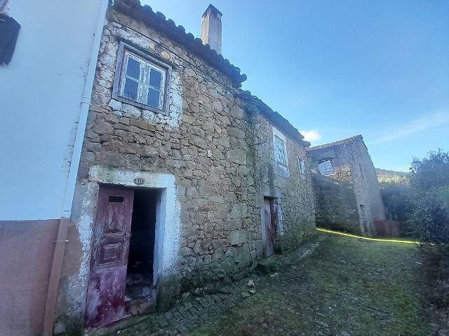 Casa venda em Alcongosta, Fundão