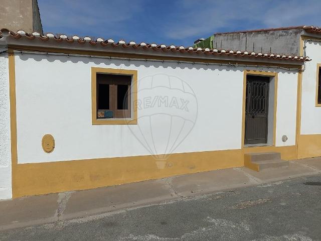 Casa venda em Amareleja, Moura