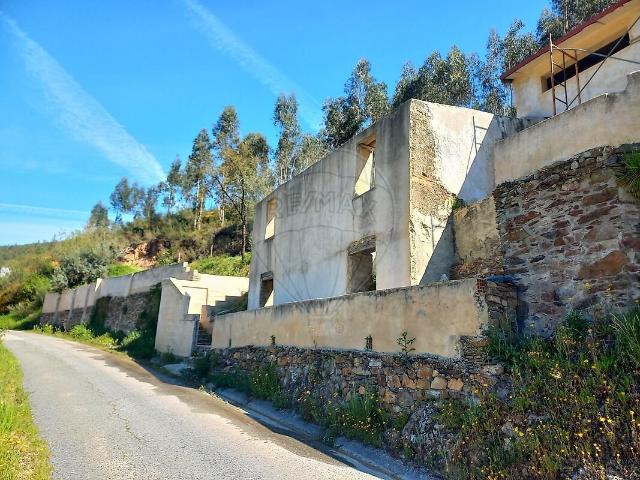 Casa venda em Arega, Figueiró dos Vinhos