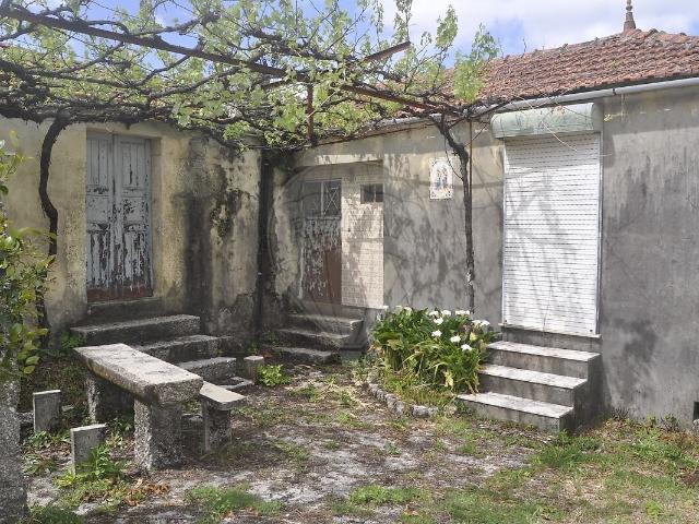 Casa venda em Zona Industrial de Castanheira, Castanheira