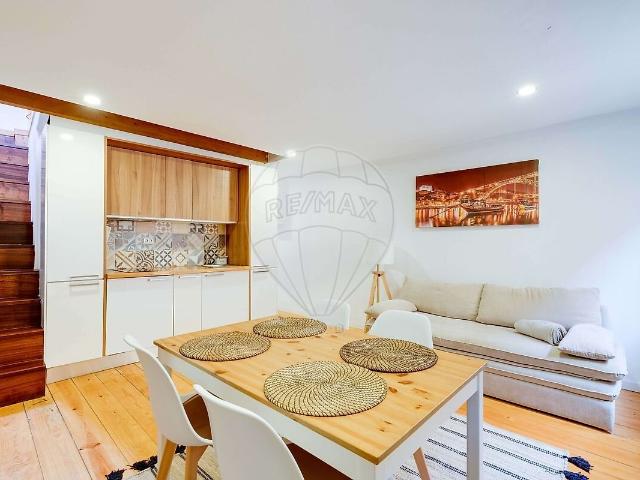 Casa venda em Conjunto Urbano da Ribeira, Porto
