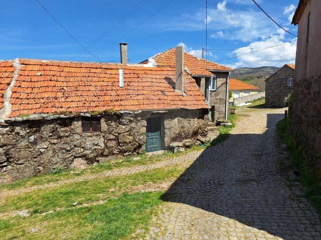 Casa venda em Alhões, Viseu