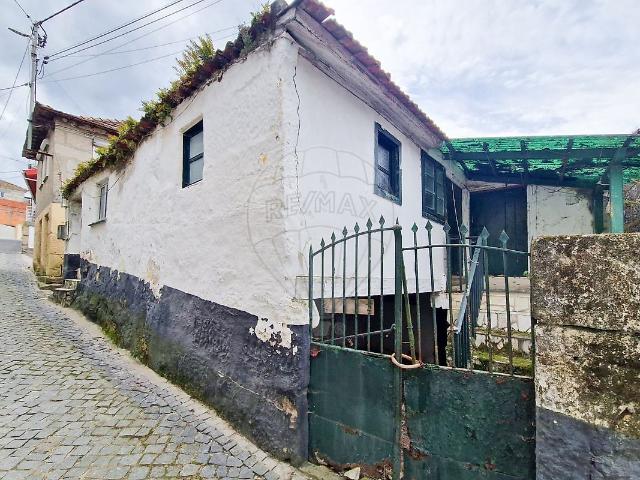 Casa venda em Souselo, Viseu