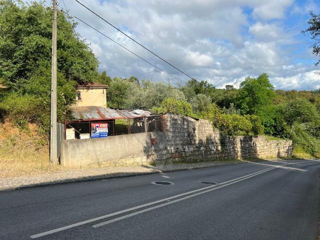 Casa venda em Coimbrã, Botão