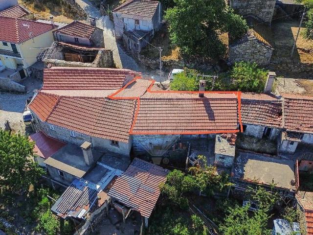 Casa venda em Cujó, Castro Daire