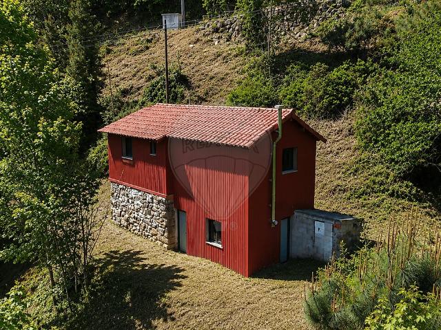 Casa venda em Britelo, Gémeos e Ourilhe, Celorico de Basto