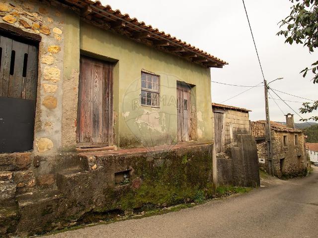 Casa venda em Friúmes e Paradela, Penacova
