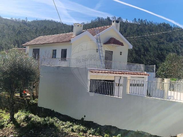 Casa venda em Fundada, Vila de Rei