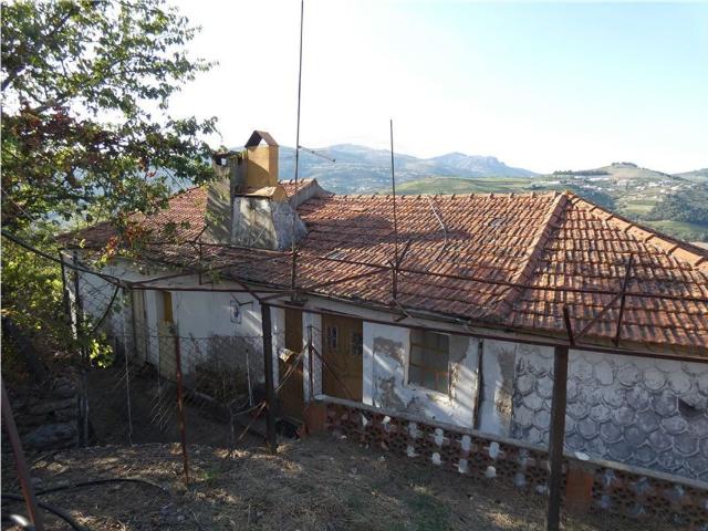 Casa venda em Resende, Barrô