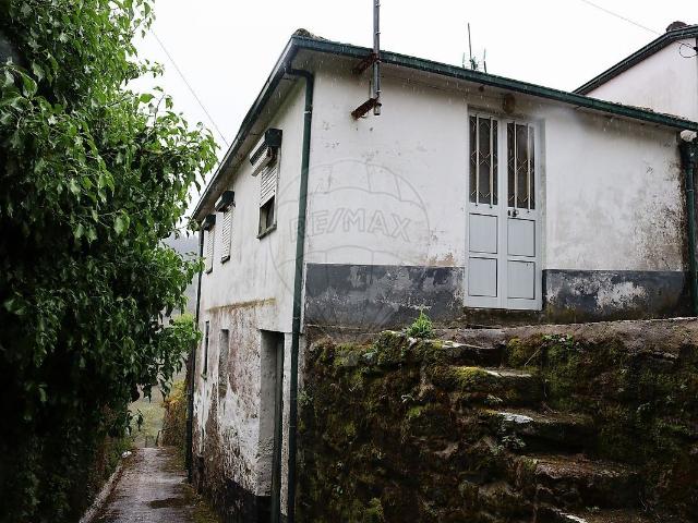 Casa venda em Bairro Moss, São Nicolau