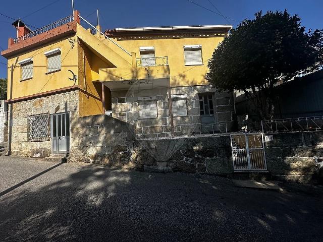 Casa venda em Mouraz e Vila Nova da Rainha, Tondela