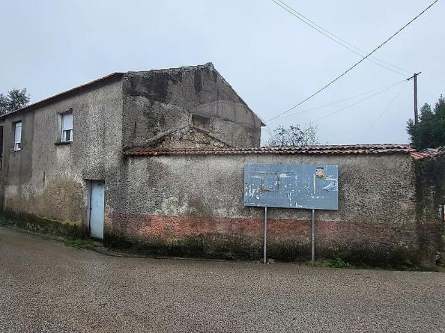 Casa venda em Oliveira do Mondego e Travanca do Mondego, Penacova