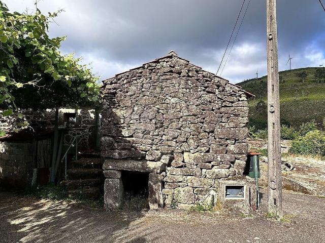 Casa venda em Portela e Extremo, Arcos de Valdevez