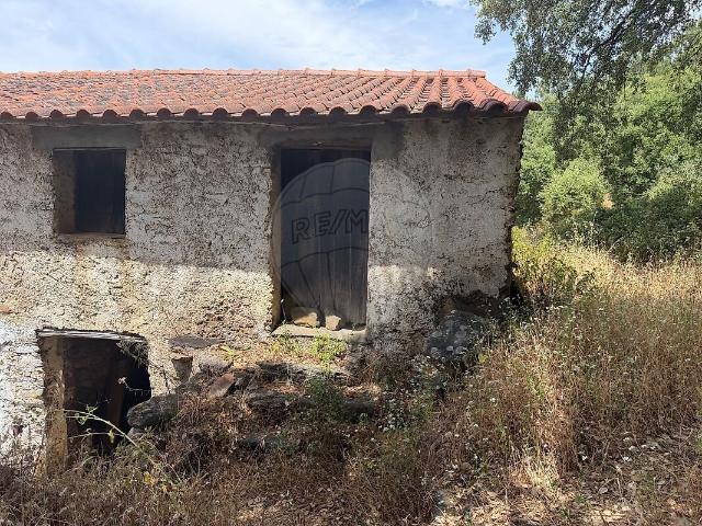 Casa venda em Reguengo e São Julião, Portalegre