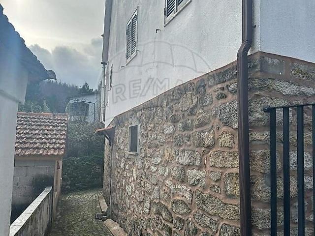 Casa venda em Reriz e Gafanhão, Castro Daire