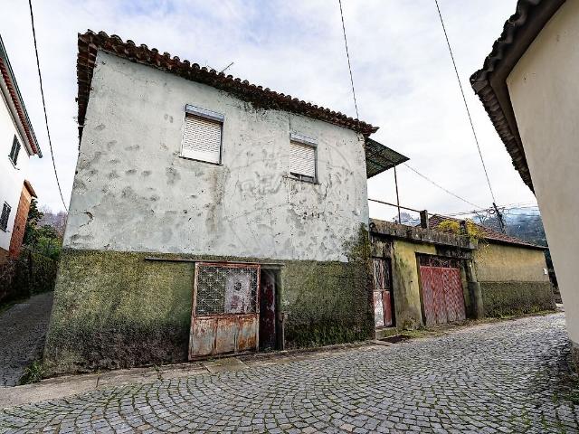 Casa venda em Ferrocinto, Viseu