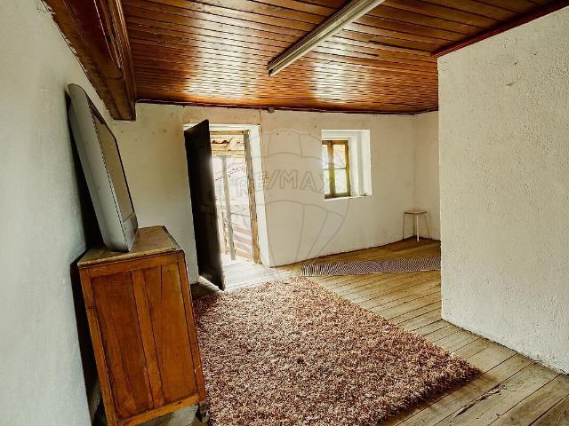 Casa venda em Vale de São Martinho, São Martinho da Cortiça
