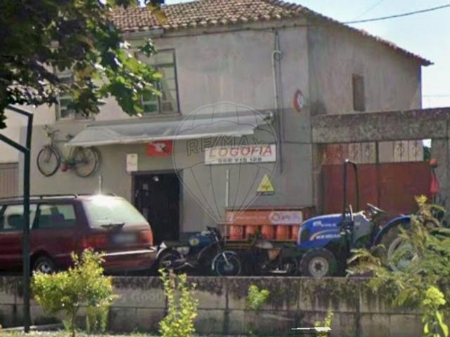Casa venda em Sabugosa, Tondela